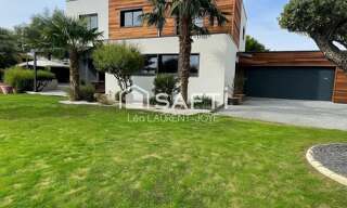 Maison 7 Pièces 190 m² à vendre à Saint-Cyr-sur-Loire (37540)