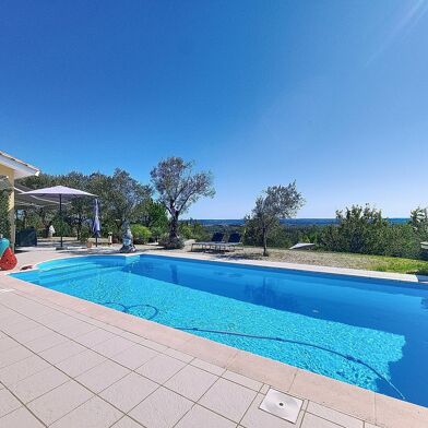 Maison 8 pièces 472500 €