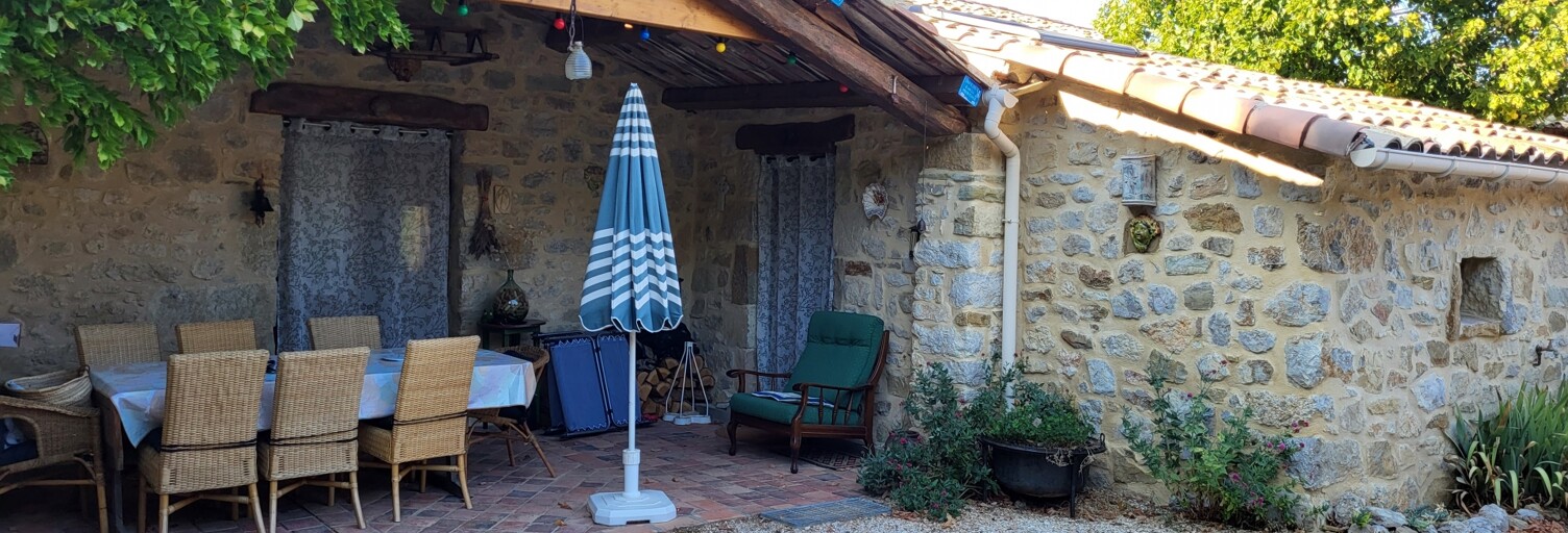 Maison 5 Pièces 111 m² à vendre à Roussieux (26510)