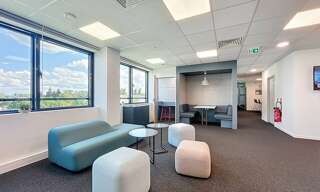 Bureau  500 m² à louer à Tours (37100)