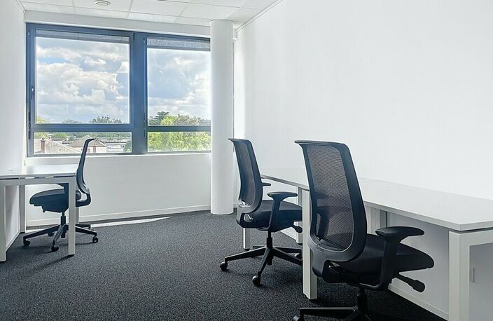 BUREAUX AVEC SERVICES à LOUER — photo 5