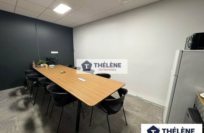 BUREAUX à LOUER — photo 4