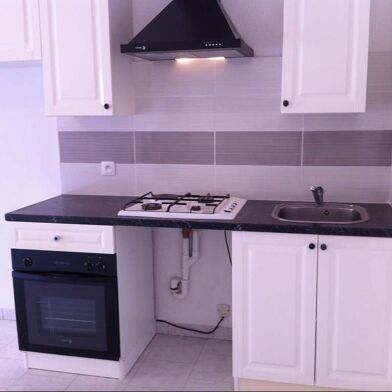 Appartement 3 pièces 629 €