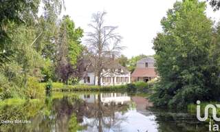 Maison 7 Pièces 155 m² à vendre à Ainay-le-Château (03360)