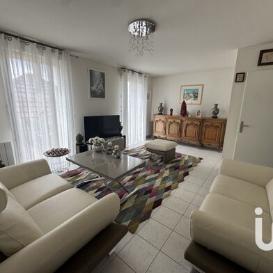 Appartement 3 pièces 215000 €