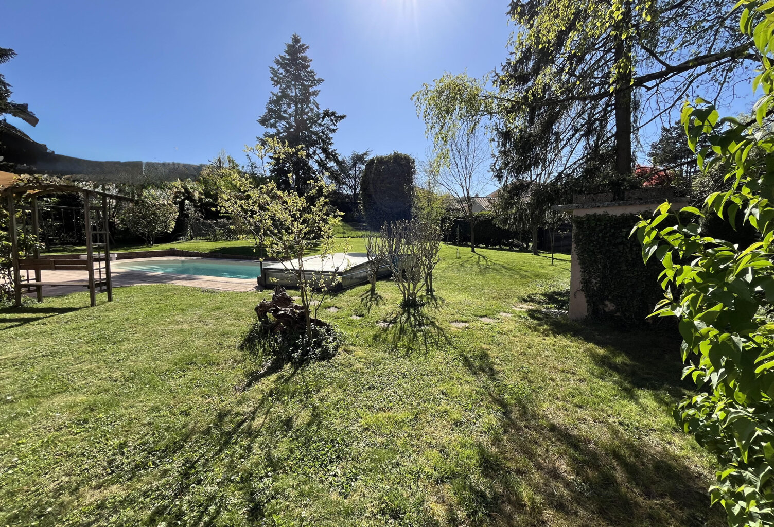 Maison ST GERMAIN AU MONT D'OR — photo 1