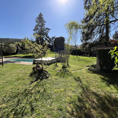 Maison 6 pièces 745000 €