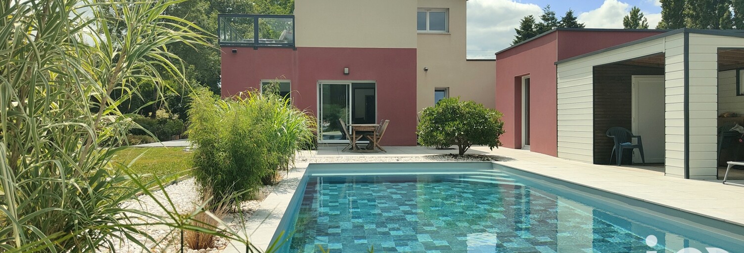 Maison 8 Pièces 164 m² à vendre à Le Tablier (85310)