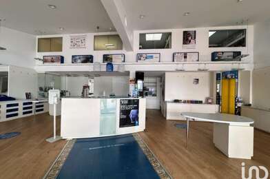 Commerce  174000 €