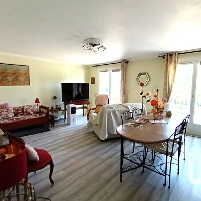 Appartement 4 pièces 141000 €