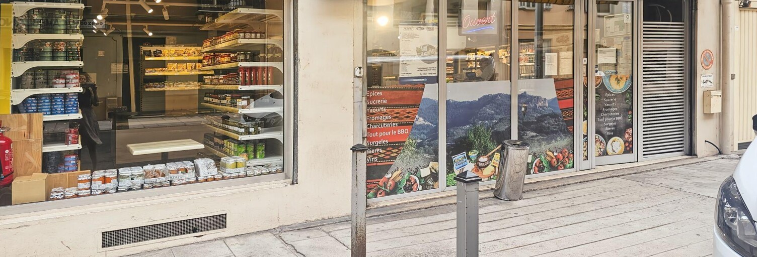 Commerce  92 m² à vendre à Nice (06300)