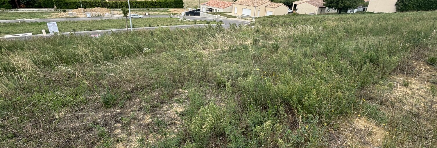 Terrain  572 m² à vendre à Saint-Marcel-lès-Sauzet (26740)