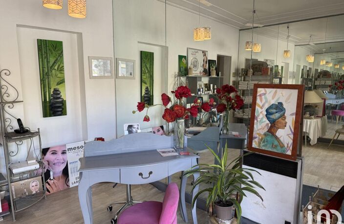Vente Boutique/Local commercial 50 m&sup2; — photo 3