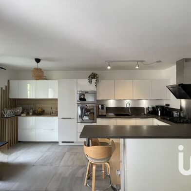 Appartement 3 pièces 280000 €