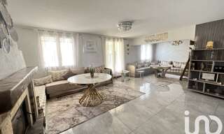 Maison 9 Pièces 125 m² à vendre à Savigny-le-Temple (77176)