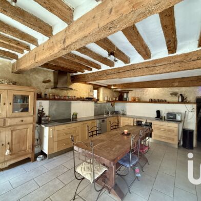 Maison 7 pièces 240000 €