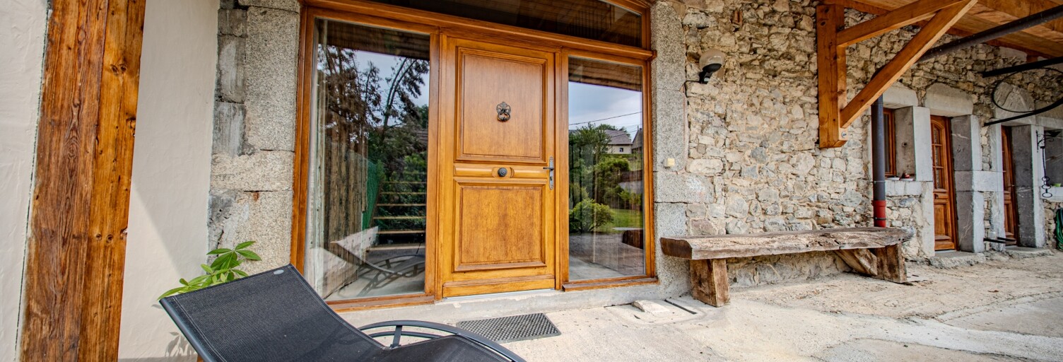 Maison 9 Pièces 238 m² à vendre à Fillière (74570)