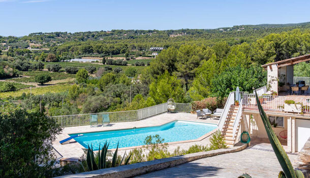 Villa / Maison 8 pièces  à vendre La Ciotat 13600