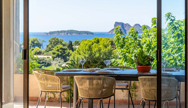 Villa / Maison 8 pièces  à vendre La Ciotat 13600