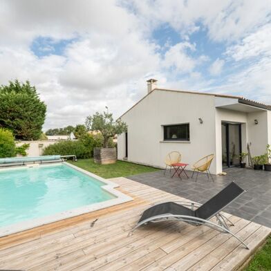 Maison 4 pièces 300000 €