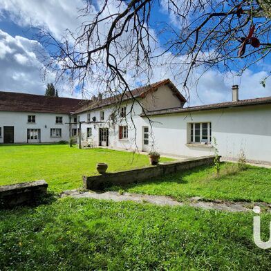 Maison 8 pièces 319000 €