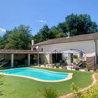 Maison 4 pièces 323300 €