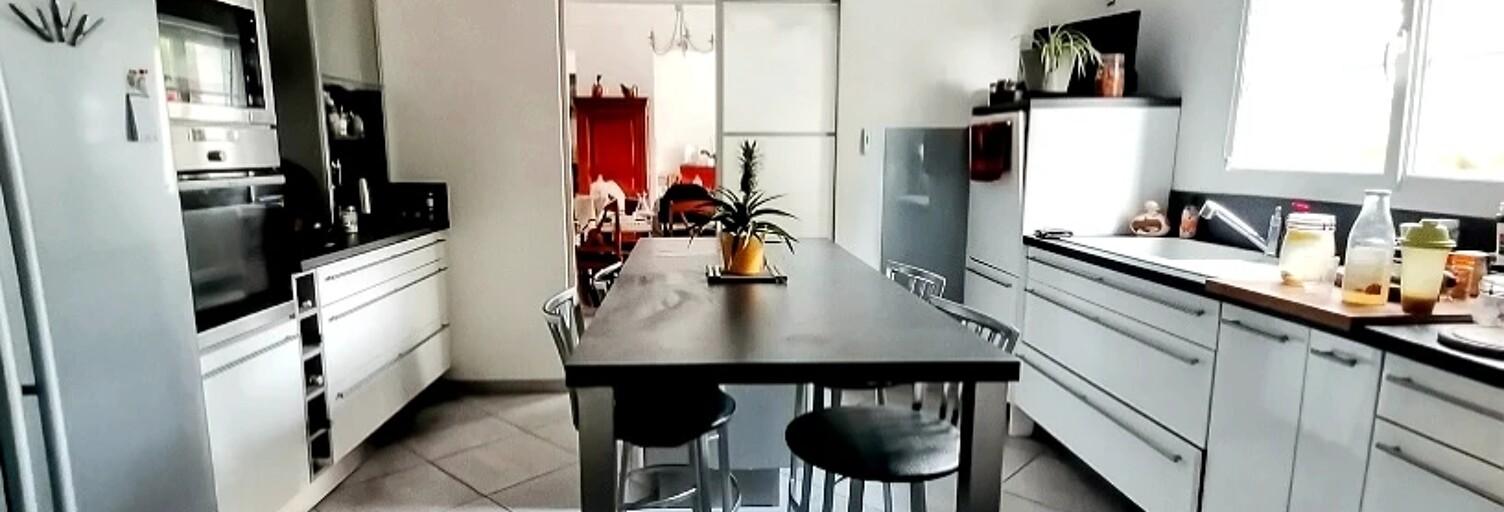 Maison 8 Pièces 255 m² à vendre à Chaumes-en-Retz (44680)