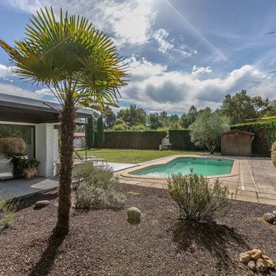 Maison 5 pièces 549928 €