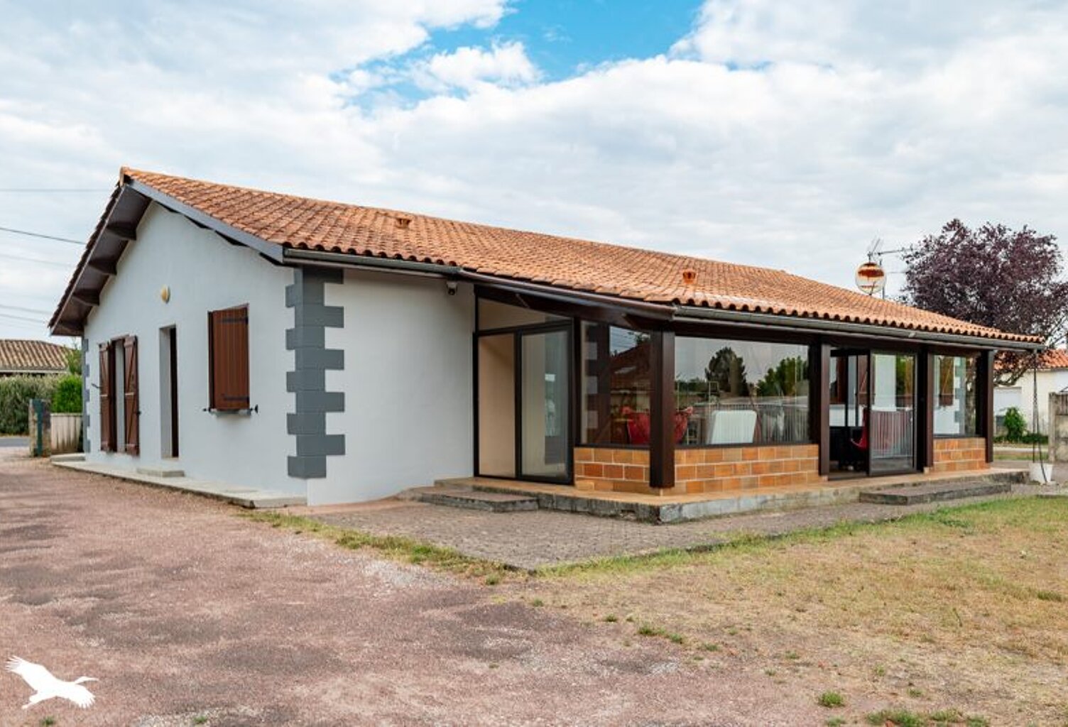 Contemporaine de 7 pièces principales — photo 1