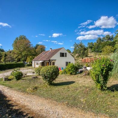 Maison 8 pièces 265500 €