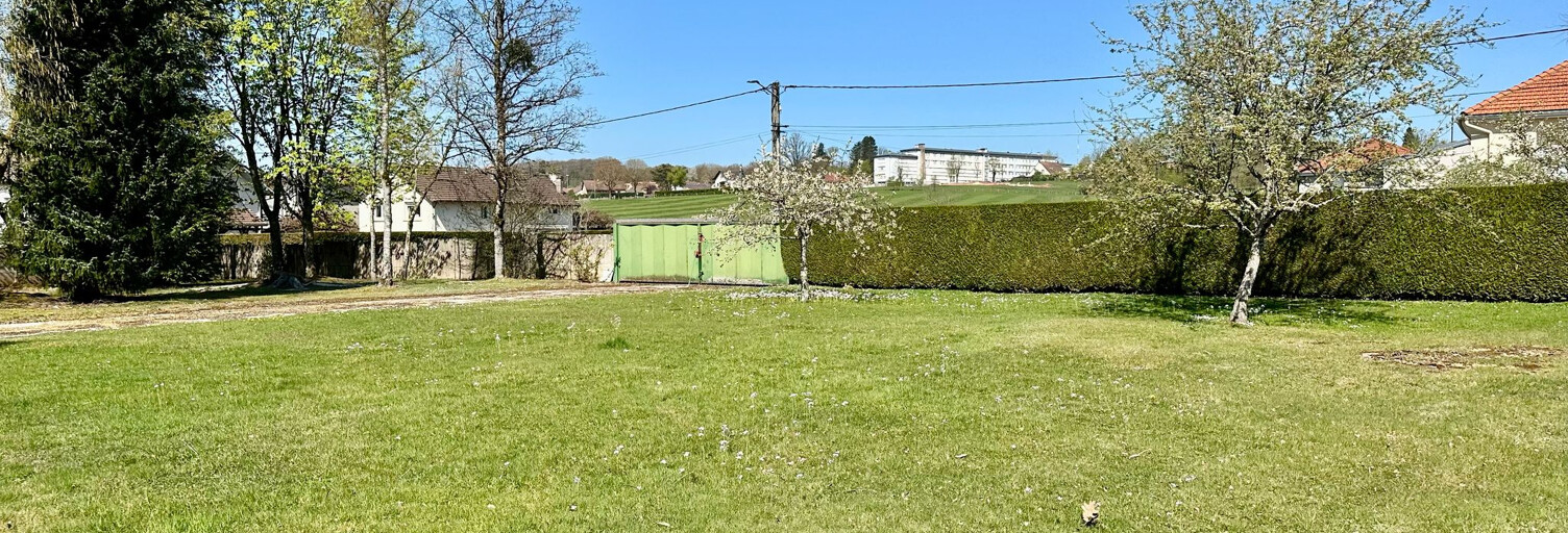 Terrain  700 m² à vendre à Luxeuil-les-Bains (70300)