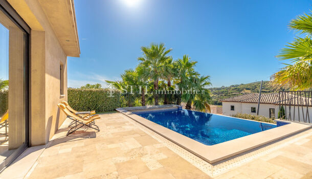 Villa / Maison 5 pièces  à vendre Sainte-Maxime 83120