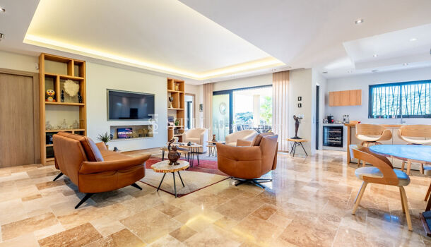 Villa / Maison 5 pièces  à vendre Sainte-Maxime 83120