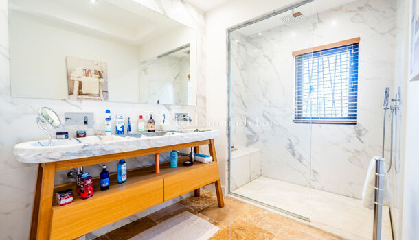 Villa / Maison 5 pièces  à vendre Sainte-Maxime 83120