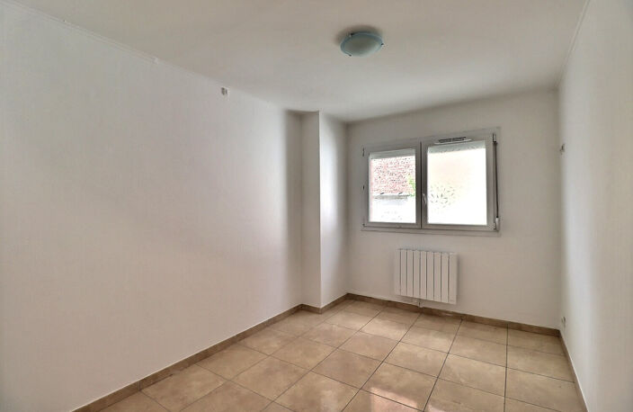 Superbe plain-pied de 82 m² rénové dans le village de Wattignies — photo 2