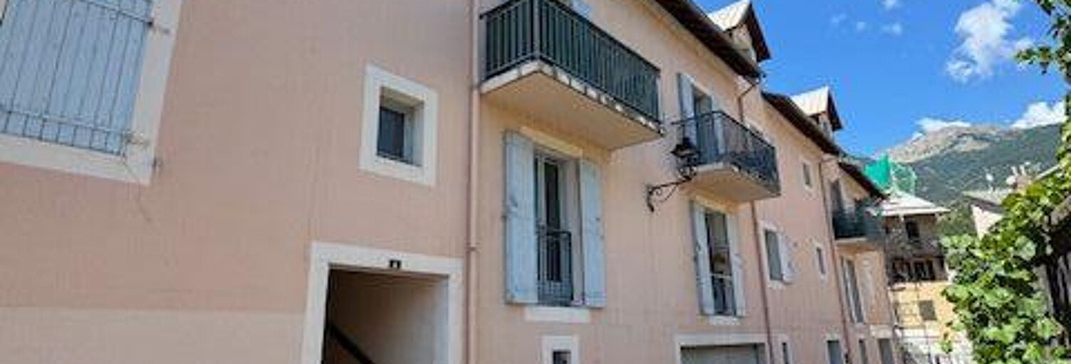 Appartement 2 Pièces 54 m² à vendre à Embrun (05200)