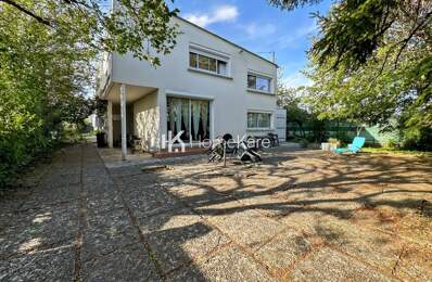 MAISON T6 PROCHE DES COMMIDITÉS ! — photo du bien