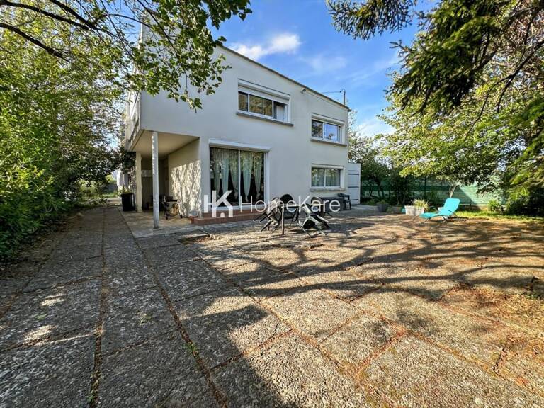 MAISON T6 PROCHE DES COMMIDITÉS ! — photo 1