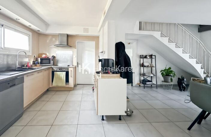 MAISON T6 PROCHE DES COMMIDITÉS ! — photo 3