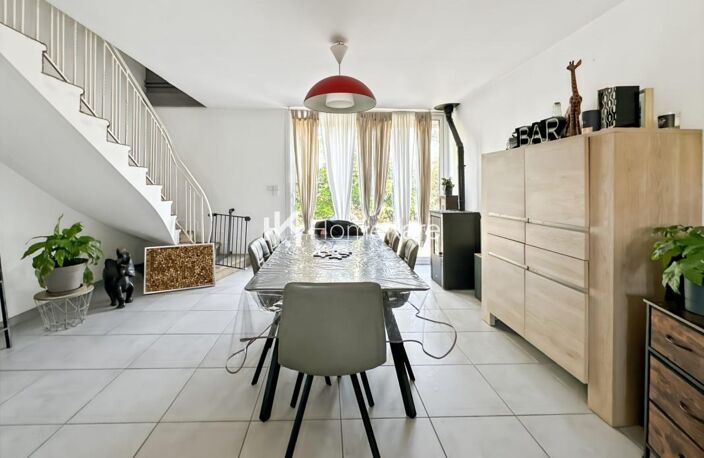 MAISON T6 PROCHE DES COMMIDITÉS ! — photo 4