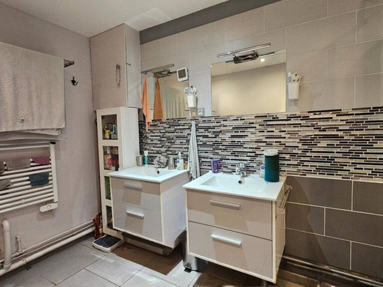 Maison familiale – 4 chambres, jardin clos et dépendance Le Lude (72) — photo 1
