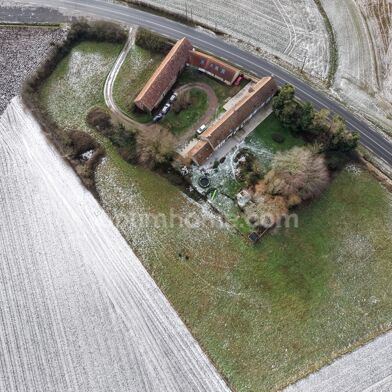 Maison 15 pièces 599000 €