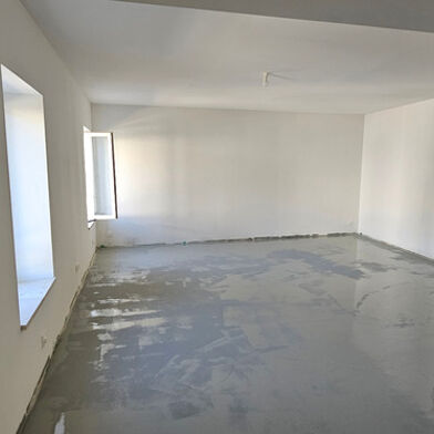 Appartement 4 pièces 175000 €