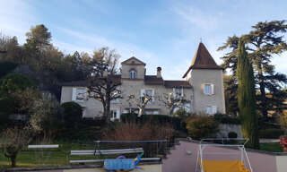 Maison 12 Pièces 400 m² à vendre à Cahors (46000)