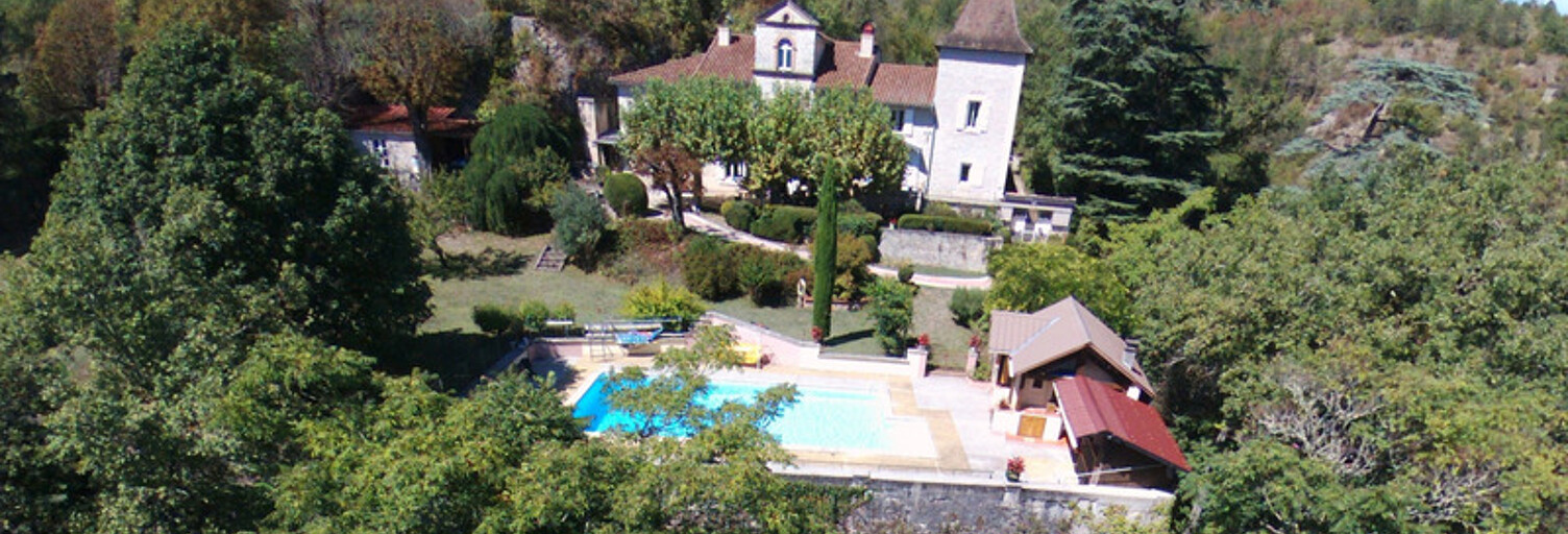 Maison 12 Pièces 400 m² à vendre à Cahors (46000)