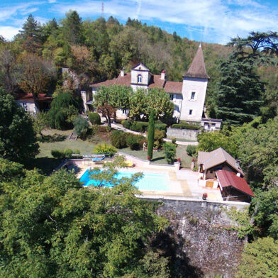 Maison 12 pièces 875000 €