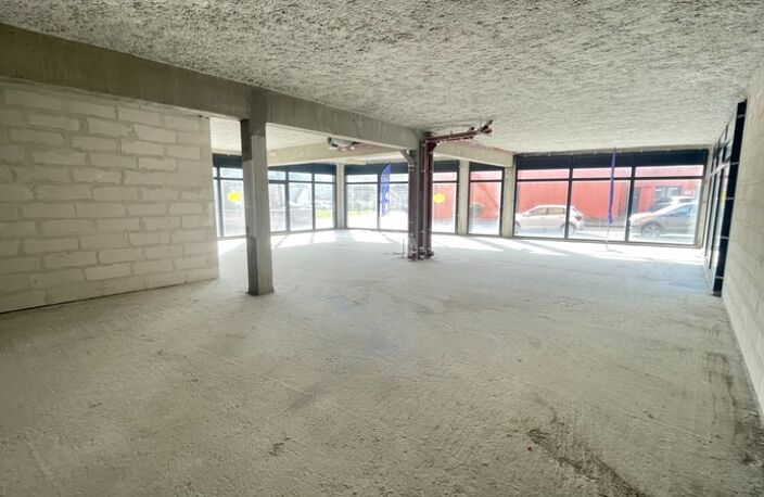 Local de 170 m² LOUDEAC (22) — photo 3