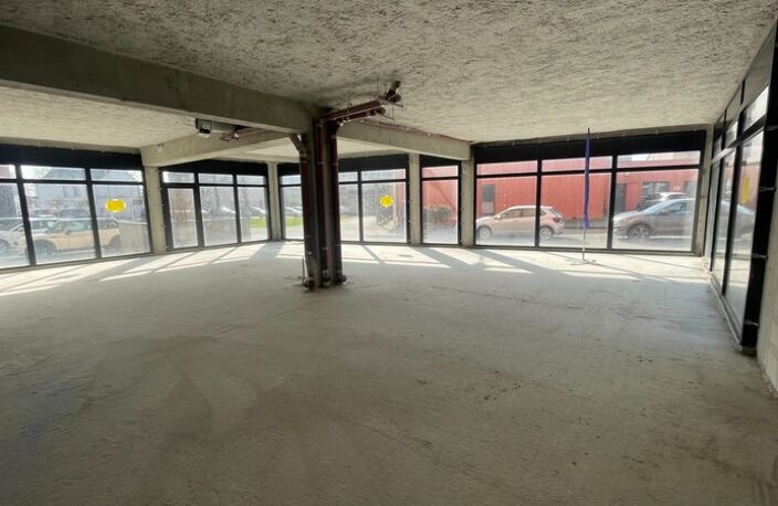 Local de 170 m² LOUDEAC (22) — photo 4