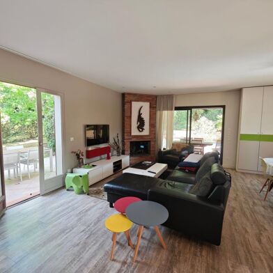 Maison 5 pièces 587000 €