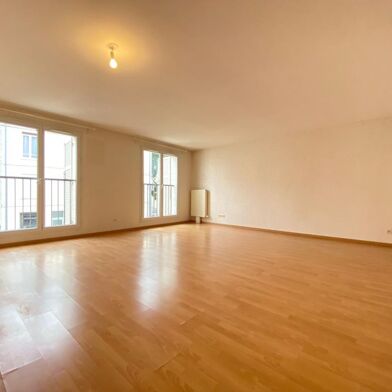 Appartement 2 pièces 552 €